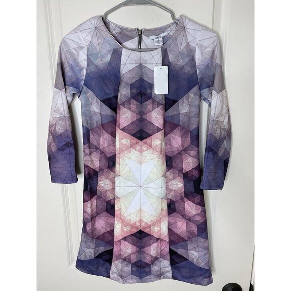 Bar III Dresses & Skirts - NWT Bar III Shift Dress Sz XS Stretch Colorful Geometric Purple White Artsy 3/4